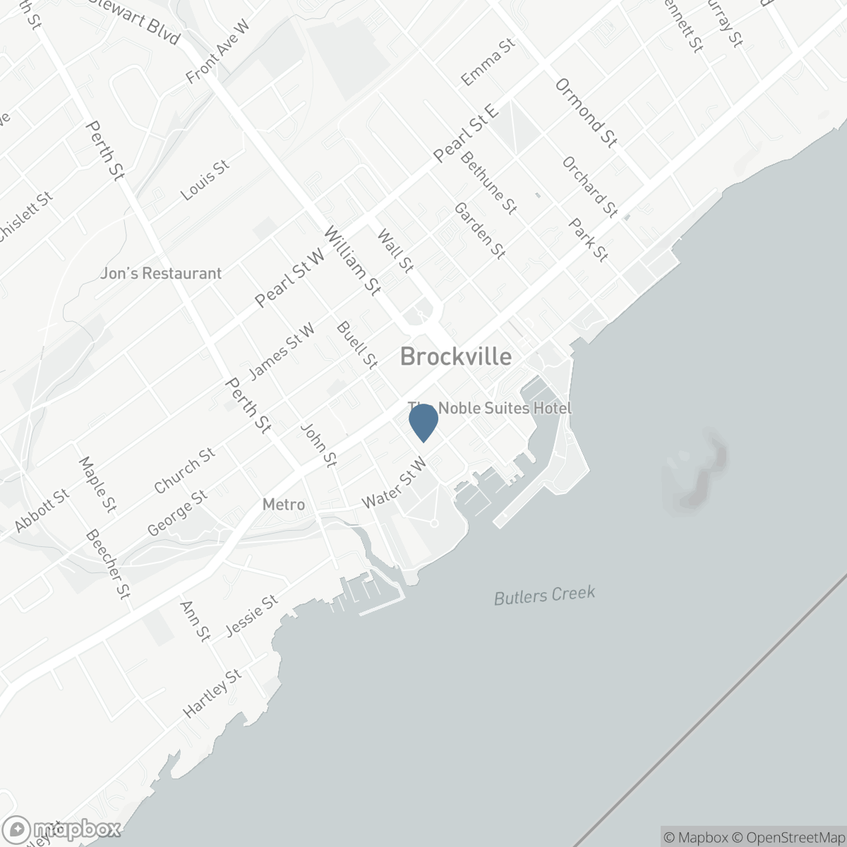 32 APPLE STREET, Brockville, Ontario K6V 4X8